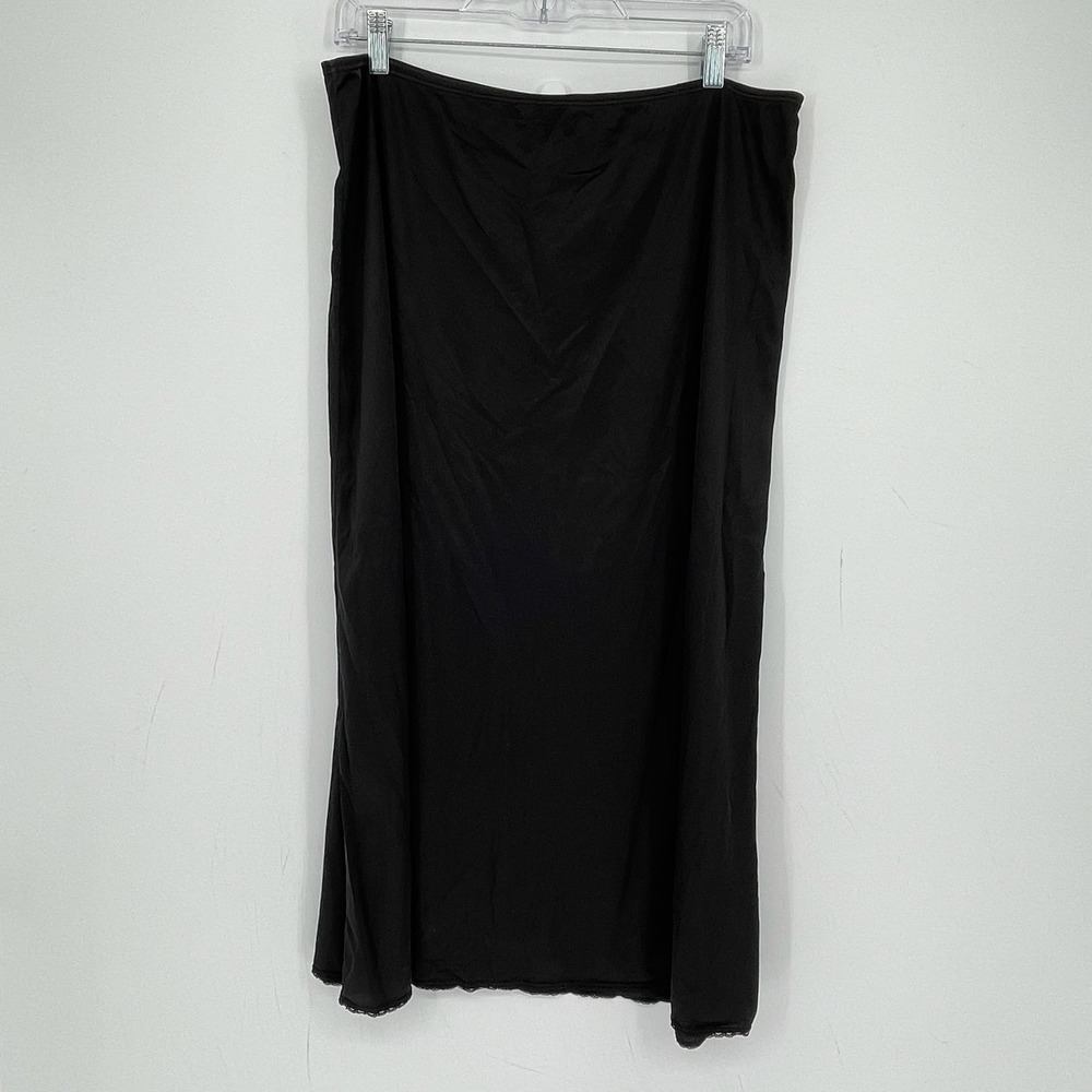 Vanity Fair Vintage Women's Black Lace Trim Long Half Slip Size 34" Large